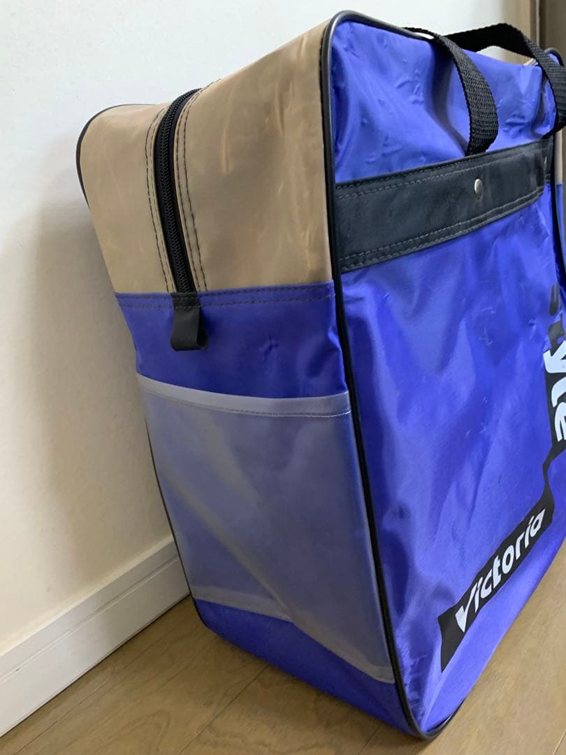 ATOMIC 9.8 スキーセット 青、ストック。値下げ❗️12/31まで出品❗️