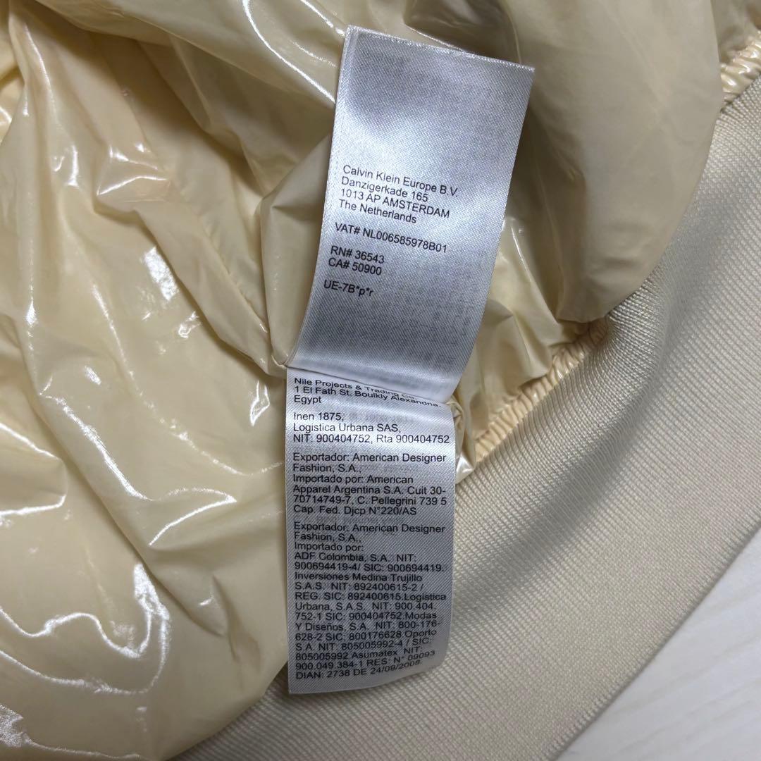 夢*♫様 カルバンクライン ジーンズ ダウンジャケット S 白 ホワイト クリー