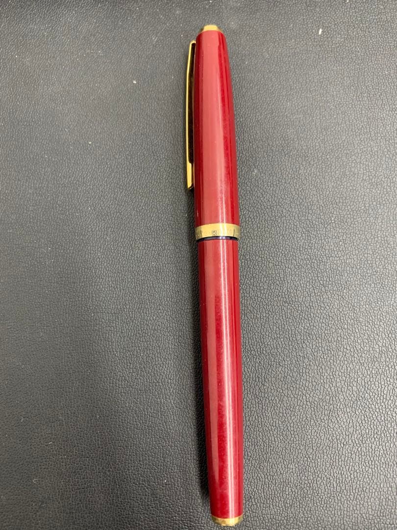 Pelikan 万年筆 赤 樹脂製 ドイツ製