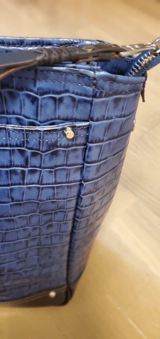 新品　Kiefer neu キーファーノイ アモーレ 本革 B4 クロコ型押し