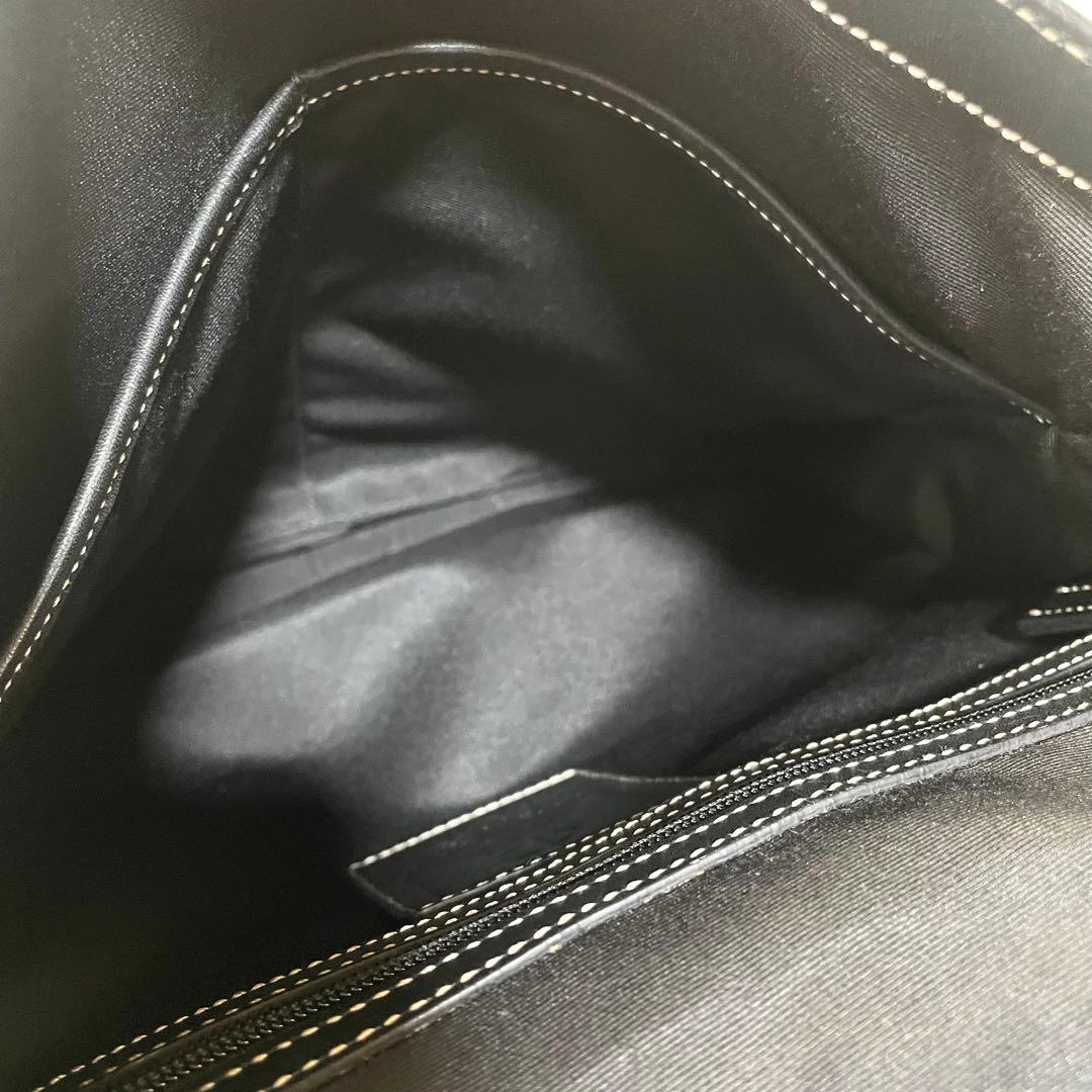 COACH コーチ　ショルダーバッグ　レザー　ブラック　黒　斜め掛け