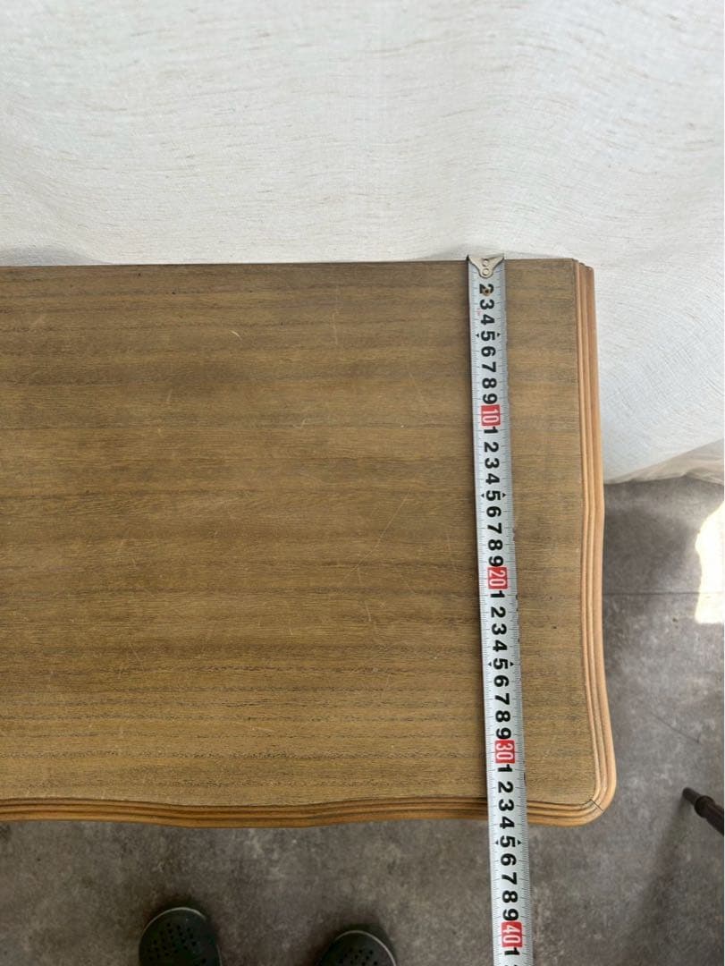 黒い木製クラシックキャビネット