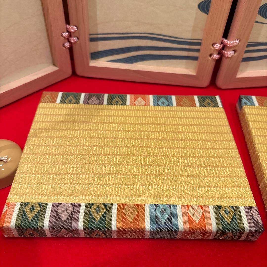 伝統的な雛人形セット　親王飾り