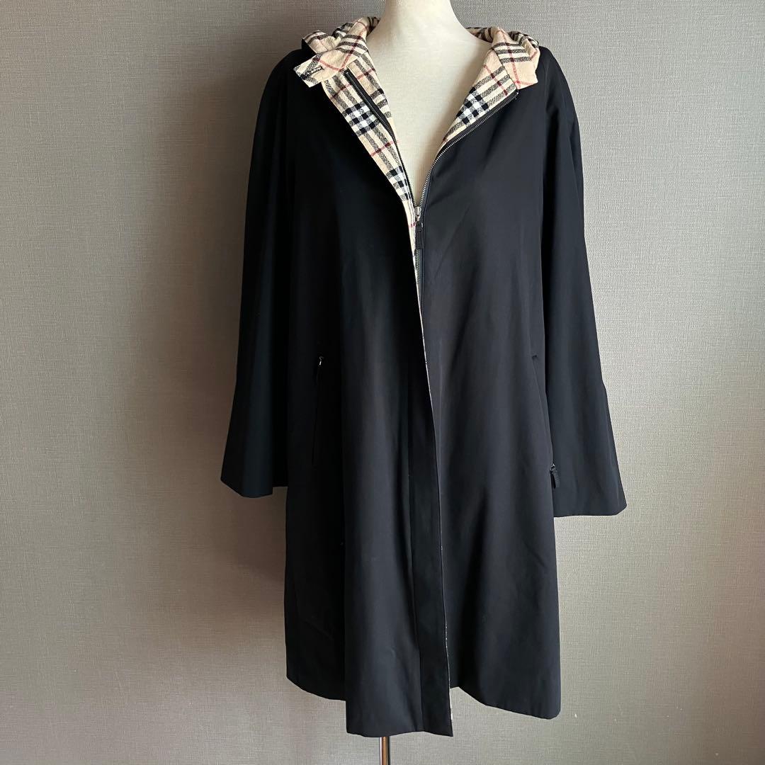 BURBERRYLONDON　フード付きロング丈ブルゾン　ノバチェック　黒　9