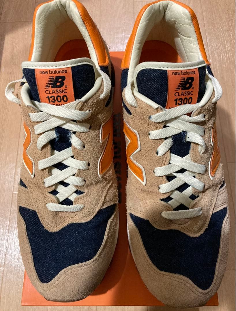 土日限定価格 Levi's × New Balance M1300LV