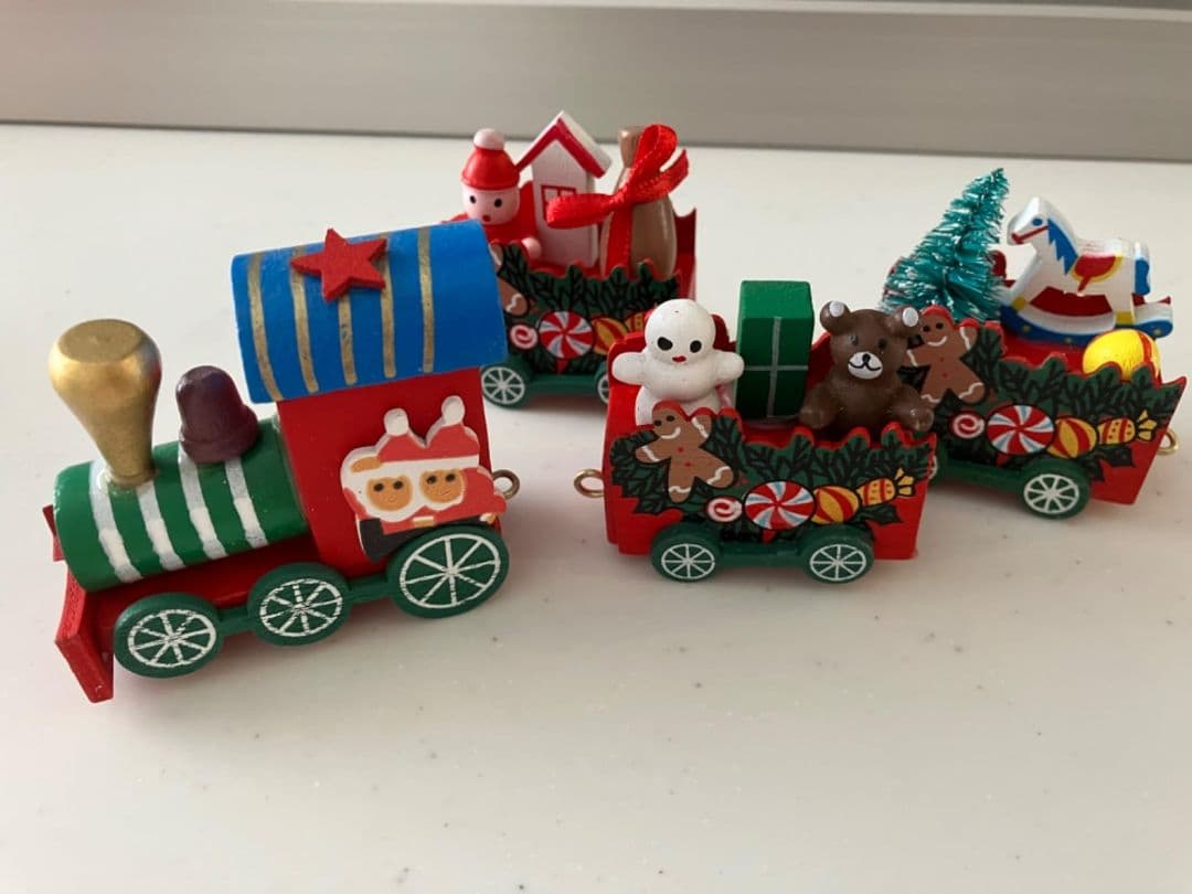 クリスマス列車の置物