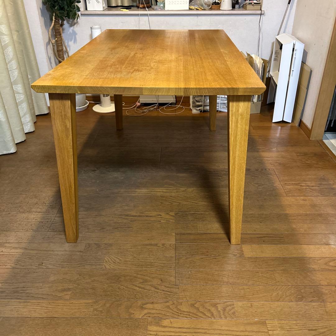 大塚家具　フィル　天然木ダイニングテーブル