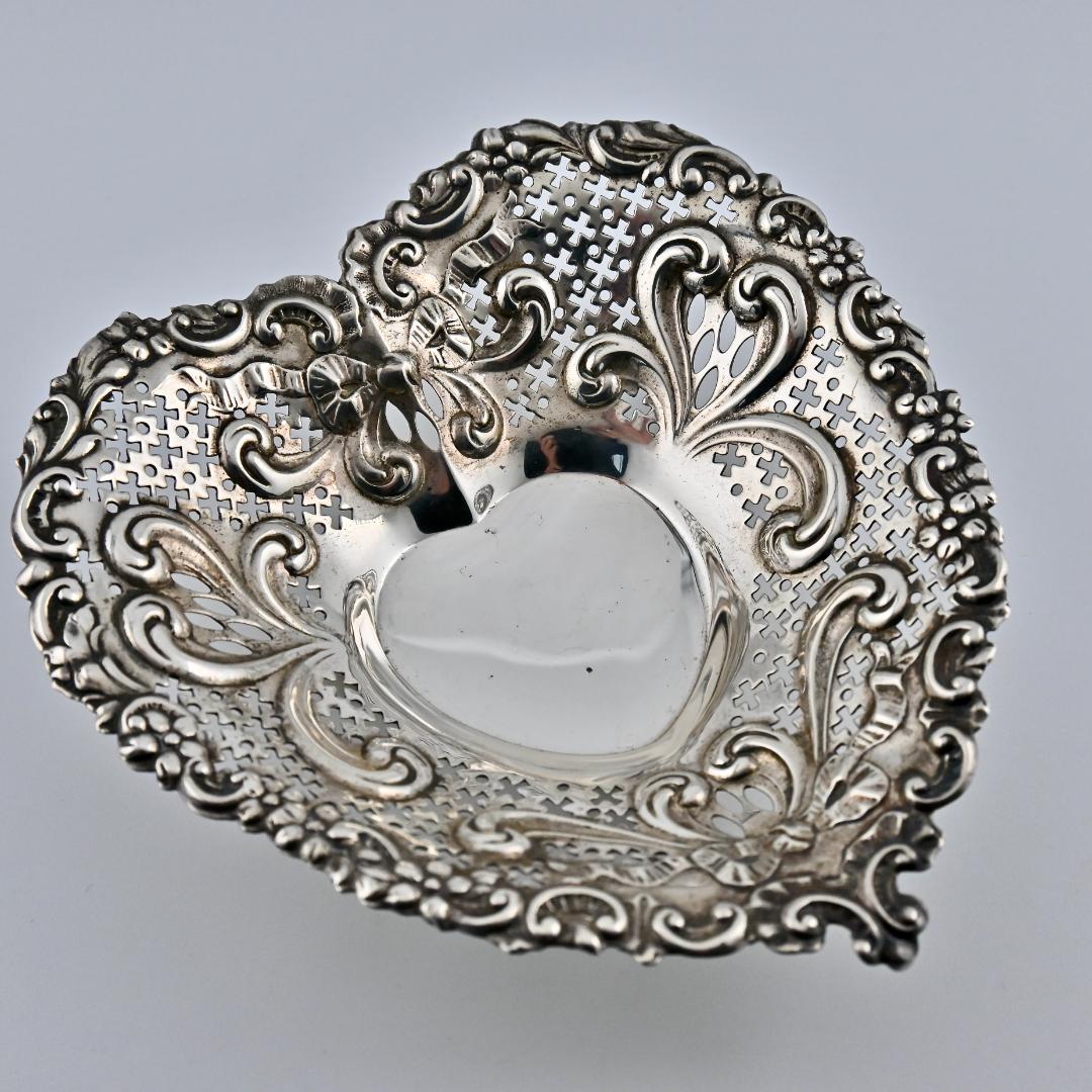 M1314 Antique 1910s 純銀 Gorham ハート型 トレイ