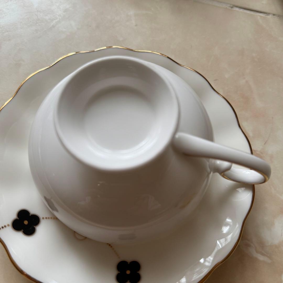 食器セット　ポット　高台カップ&ソーサー　ケーキ皿　アルハンブラ