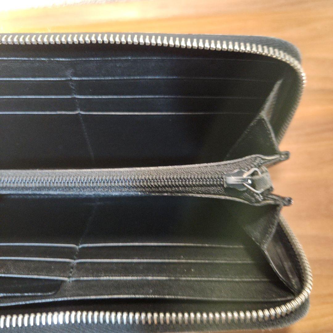 SAINT LAURENT スタッズ付き長財布