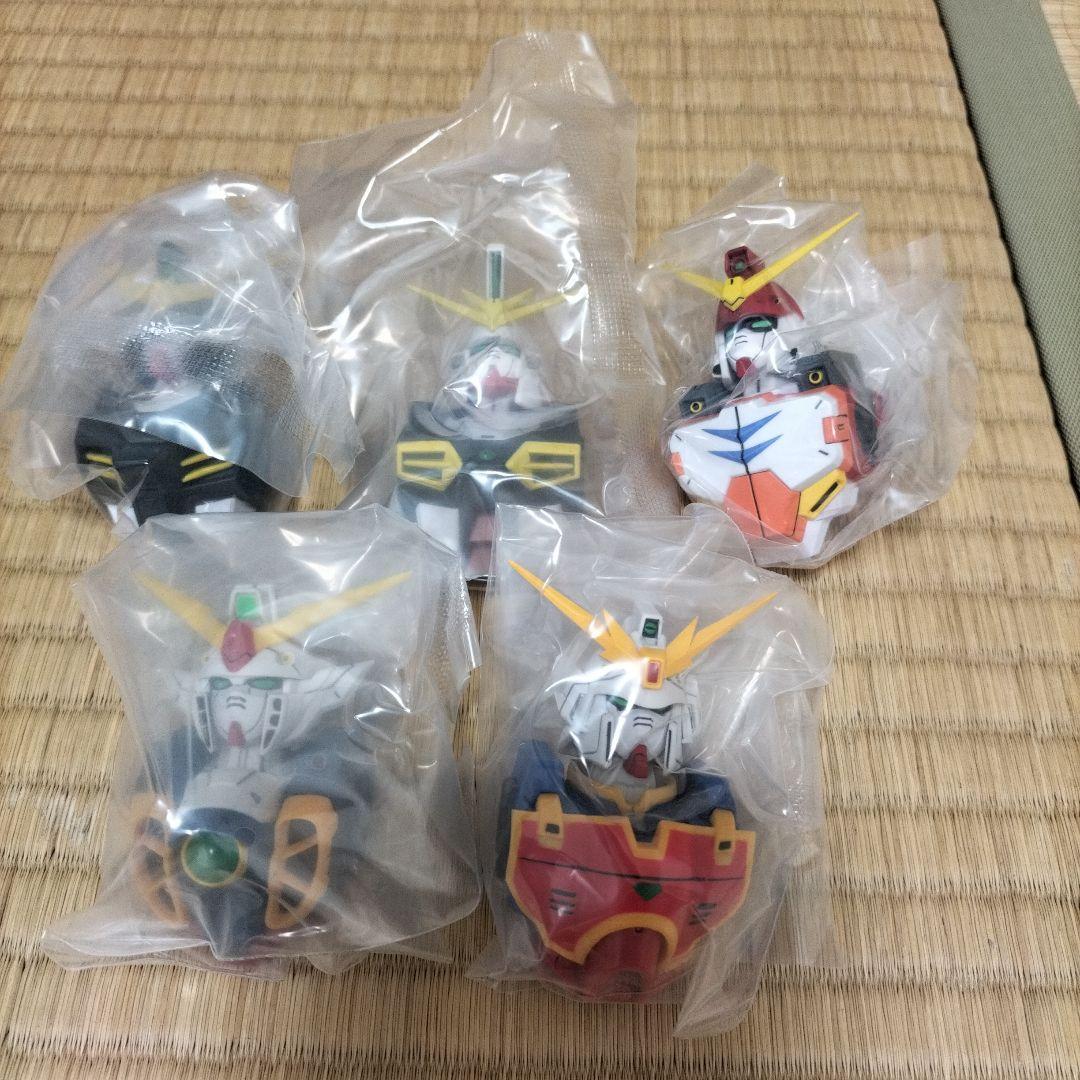 １番くじ　ガンダムW 　A、B、C賞　ヘッドマグネットコンプ、ポスター、アクスタ