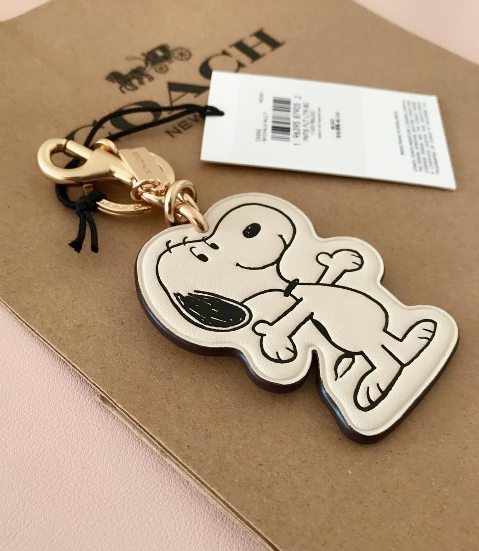 新品【COACH X PEANUTS】スヌーピー バッグ チャーム