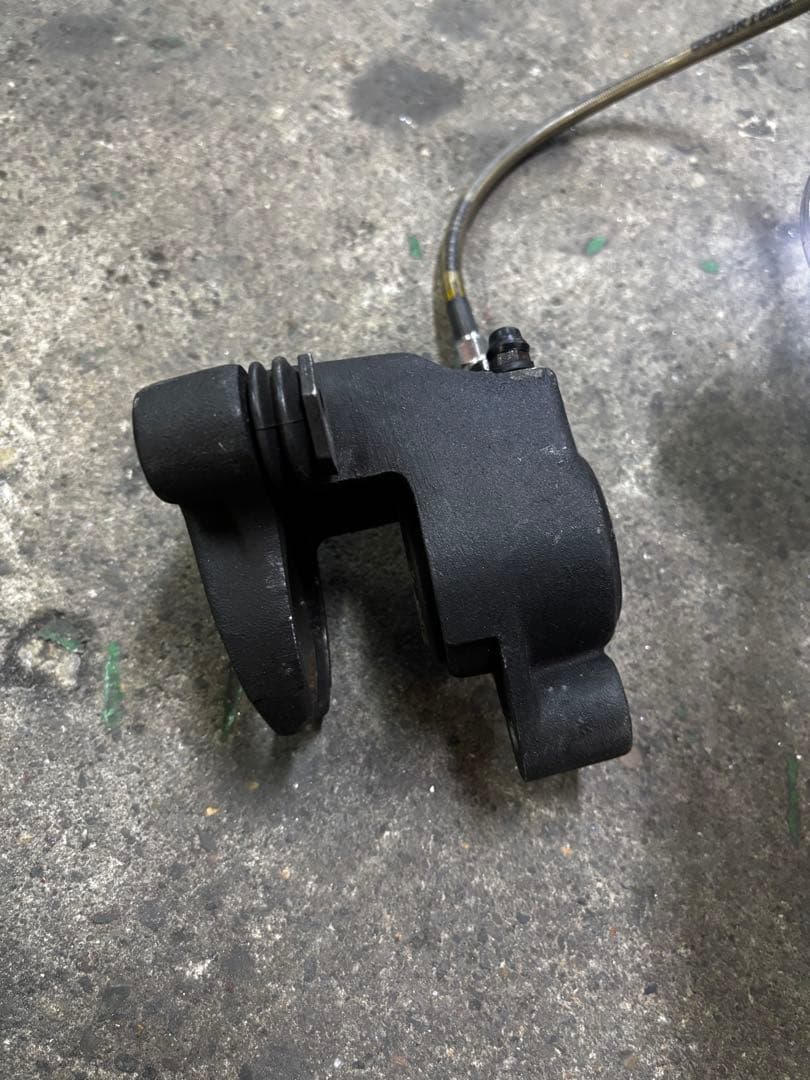 w*n様 ハーレー　ブレーキ　キャリパーセット 1インチ　ブレーキマスター　ni