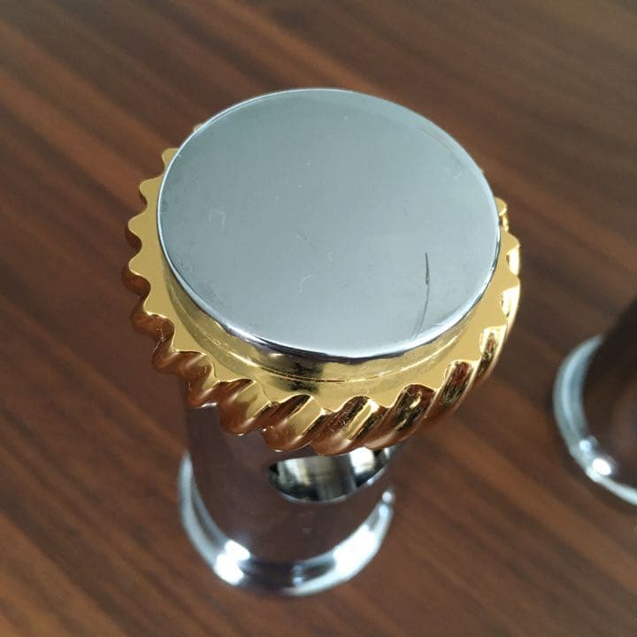 未使用　TOTO タオル掛け　ヨーロッパ調　イタリア調