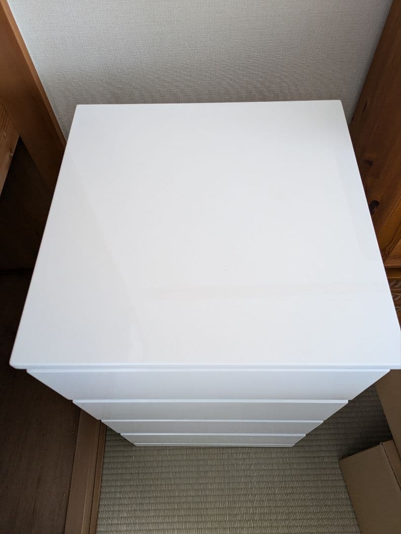 【美品】ホワイト 4段チェスト