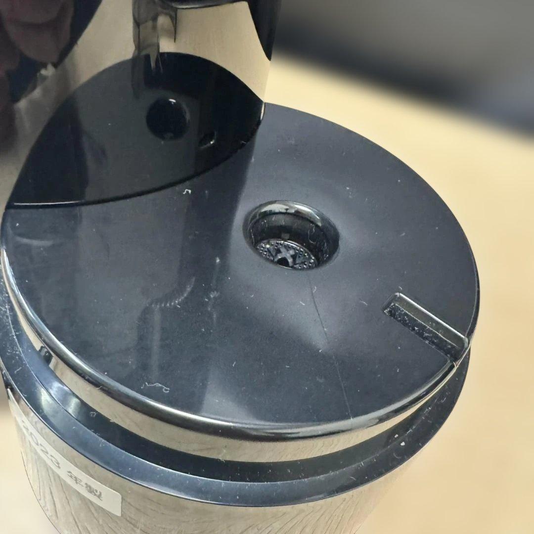 ★NESPRESSO　カプセル式コーヒーメーカー　アトリエ　S85　ネスプレッソ