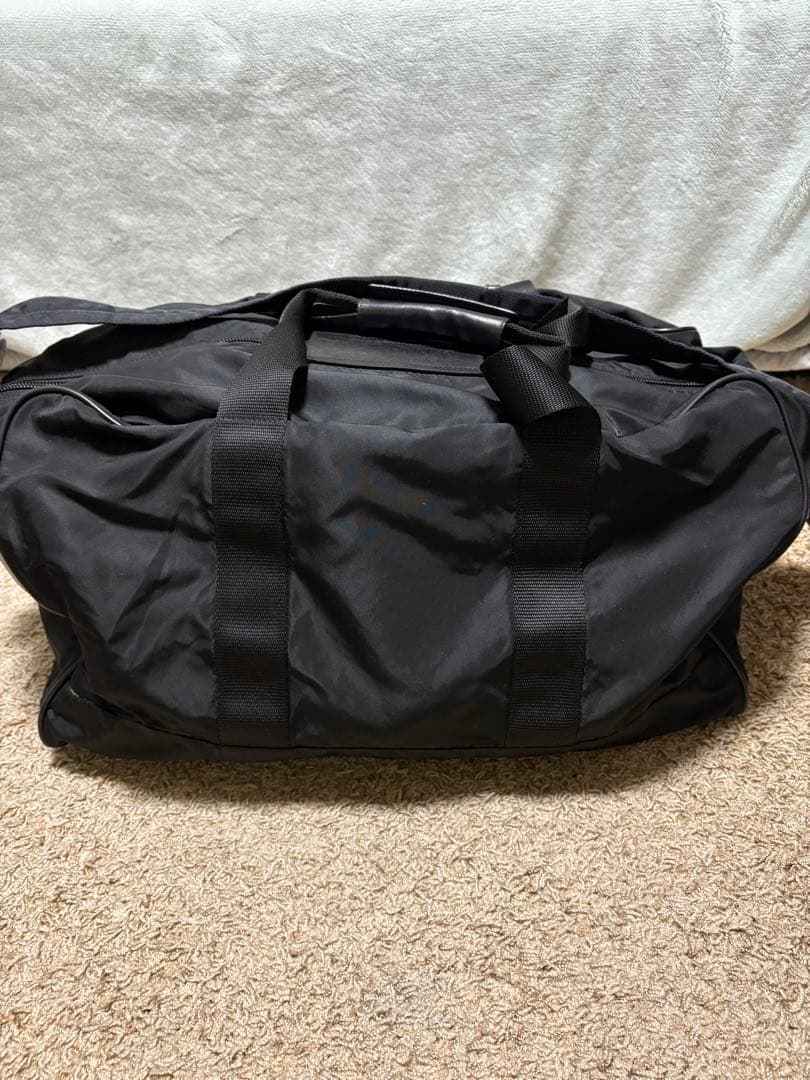 南京錠付き　PRADA プラダ ボストンバッグ