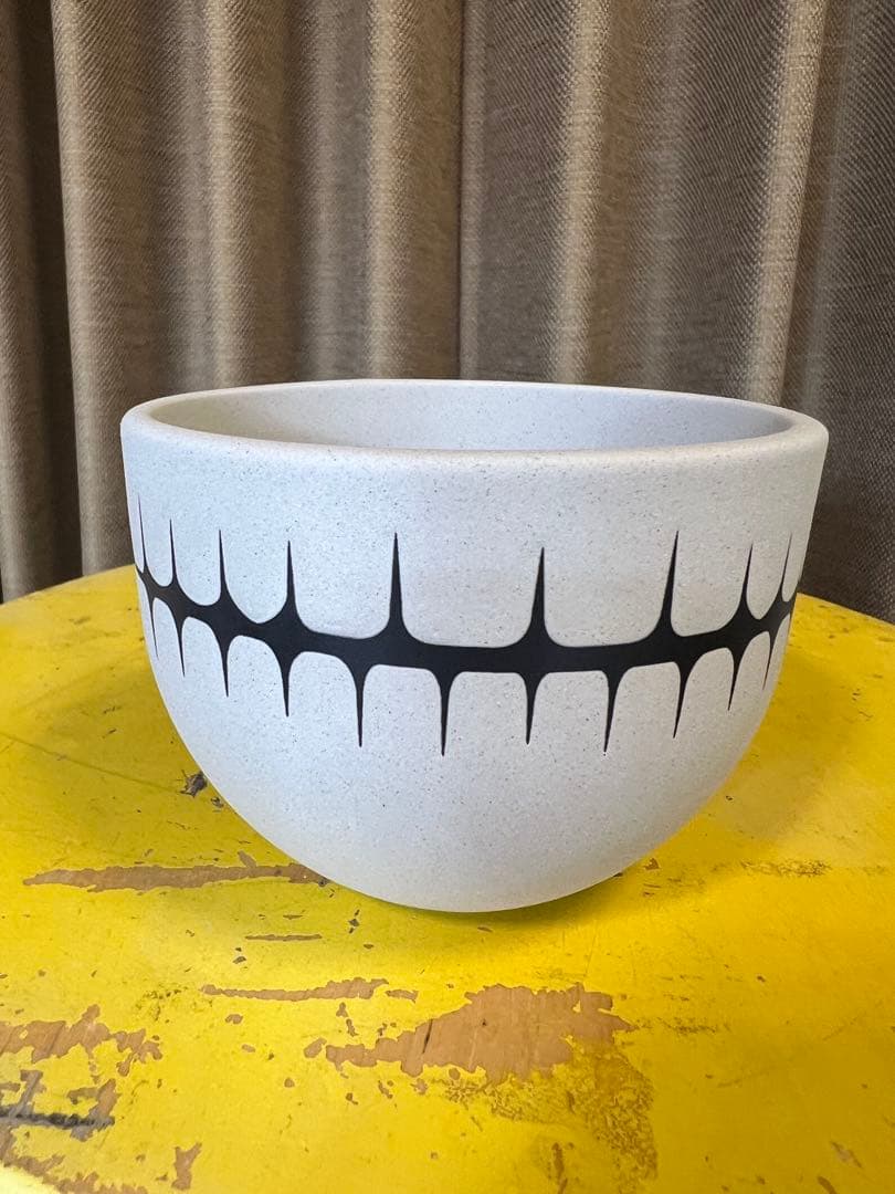 VALIEM 陶器鉢　MONSTER MOUSE ACT2 SKULL