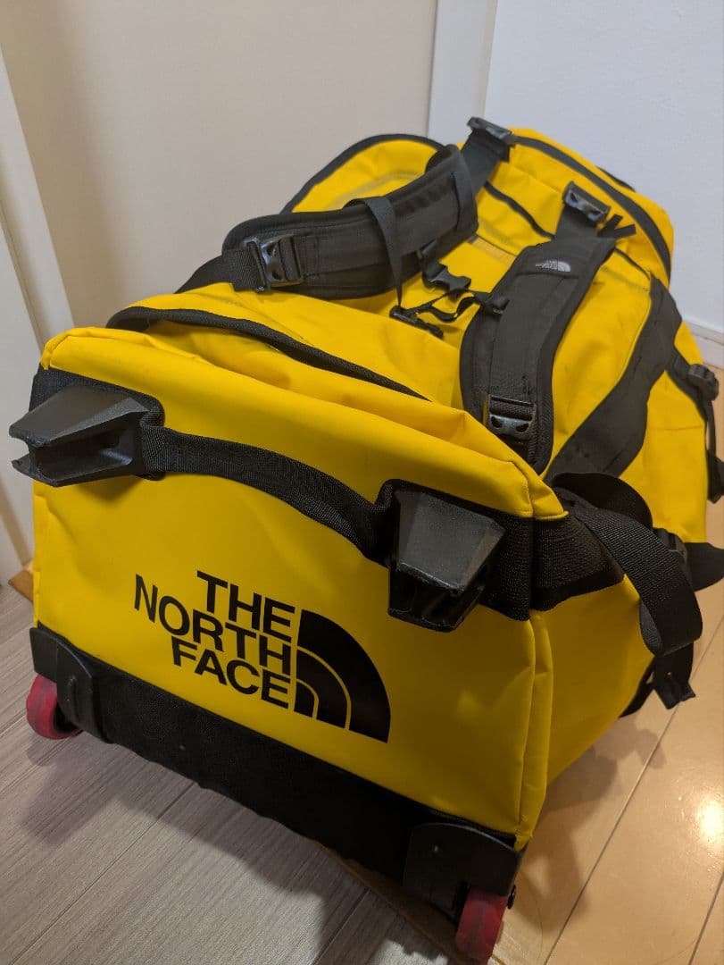 THE NORTH FACE キャリーバッグ 大容量イエロー ローリングダッフル