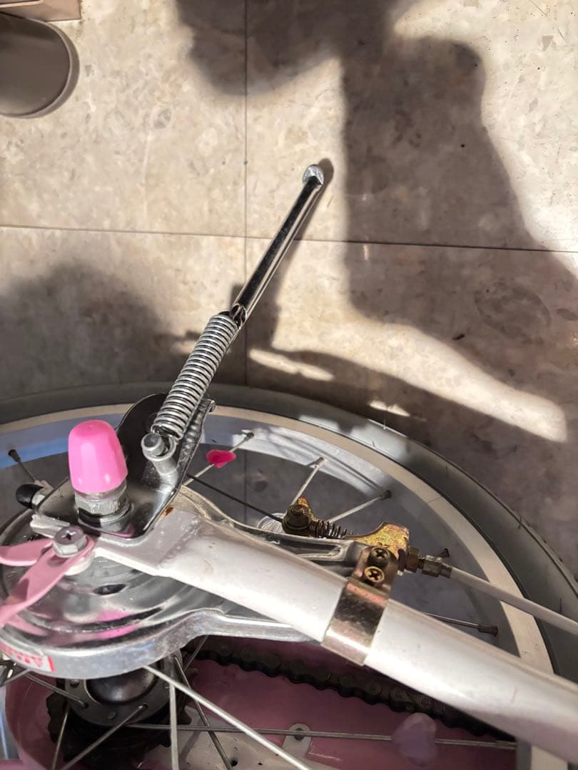 ココ　(お引き取り限定)ミニーマウス子供用自転車 ピンク18 美品