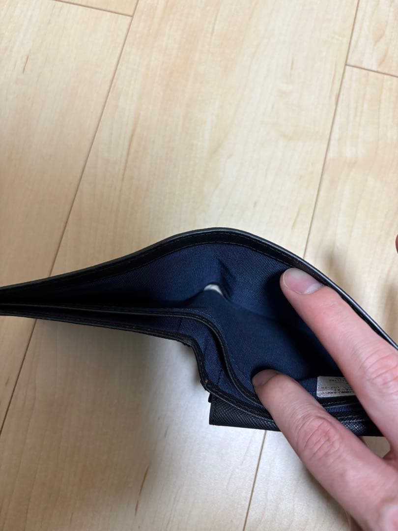 agnes b. 黒 二つ折り財布