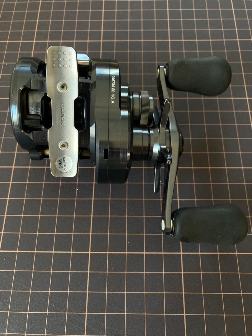 シマノ 24 カルカッタコンクエスト シャローエディション 30HG (右巻)