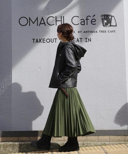 【antiqua】本革♡新感覚デザイン★フーデットレザージャケット【アンティカ】