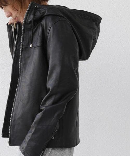 【antiqua】本革♡新感覚デザイン★フーデットレザージャケット【アンティカ】