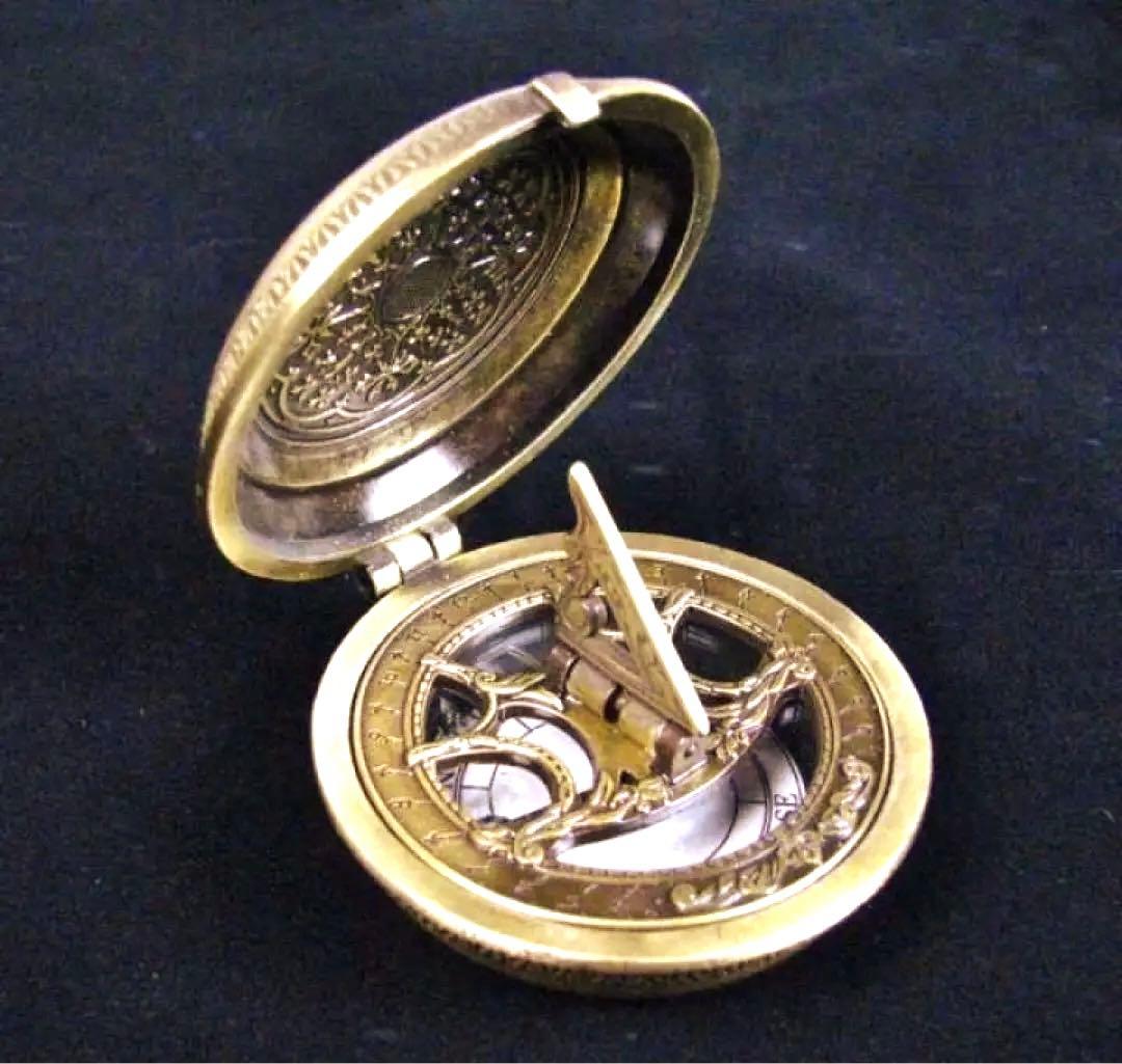 ウラニア懐中日時計　アンティーク　ブラス