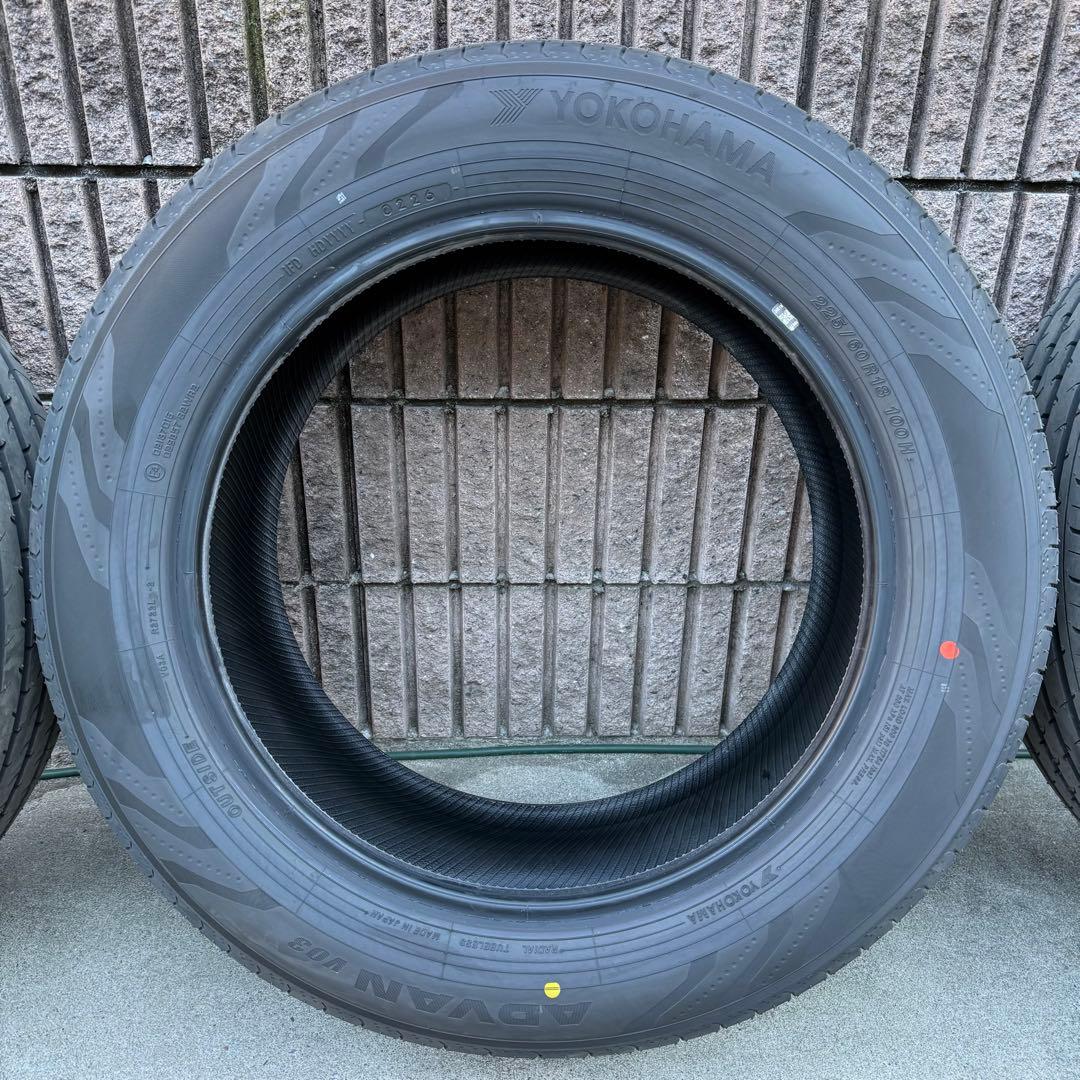 40アルファード　純正タイヤ4本 225/60R18 100H 走行20km