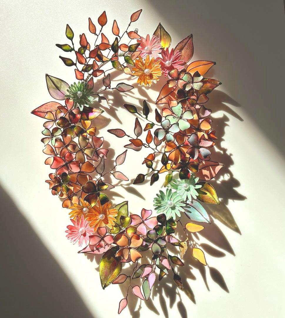 大きなオーバル型フラワーリース　ワイヤークラフト　ディップアート　壁飾り