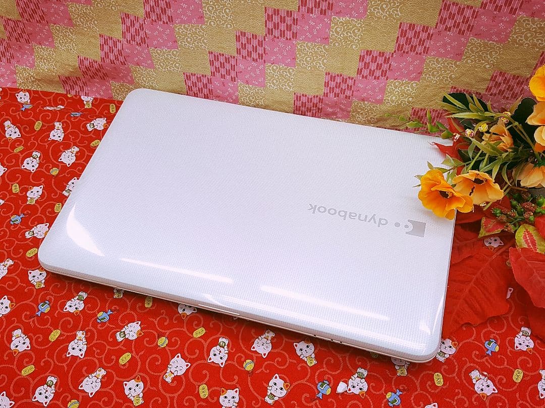 極上美品/3世代/大容量高速SSD256GB/Win11搭載！便利なソフト多数