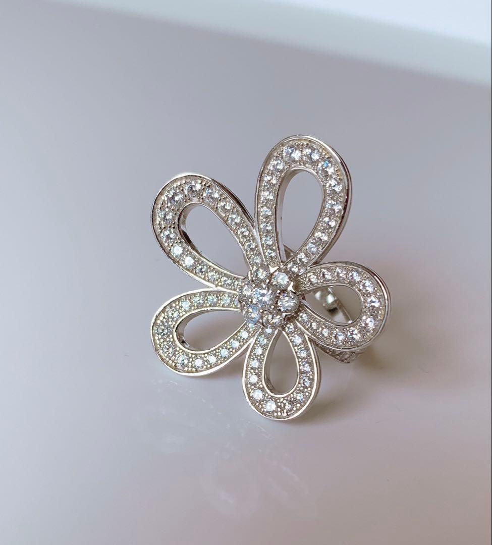 RG モアサナイト フラワー リング