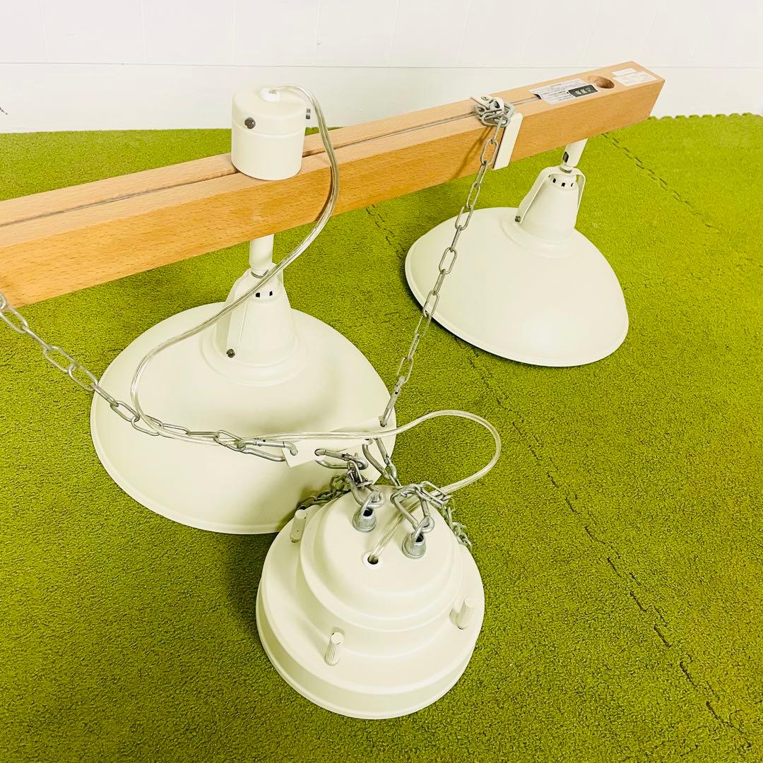 ３連ライト Varastoインターフォルム LT-8255【White】