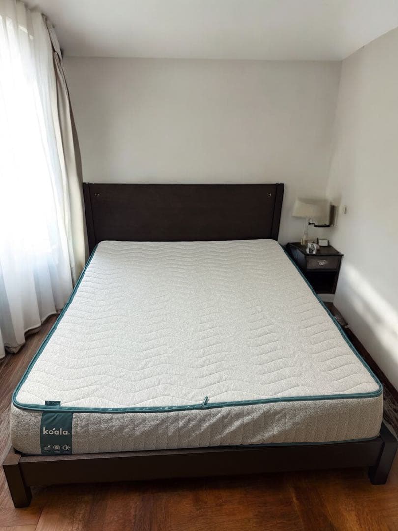 全国送料無料　koala コアラマットレスPlus クィーンサイズマットレス