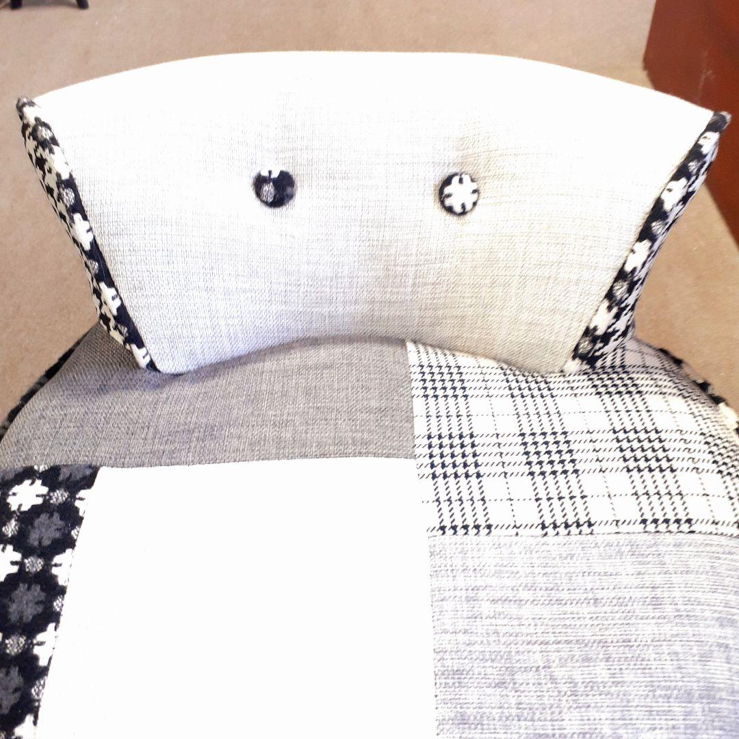 輸入家具　モノトーンチェア　パッチワークデザイン　グレー&ホワイト　２脚セット