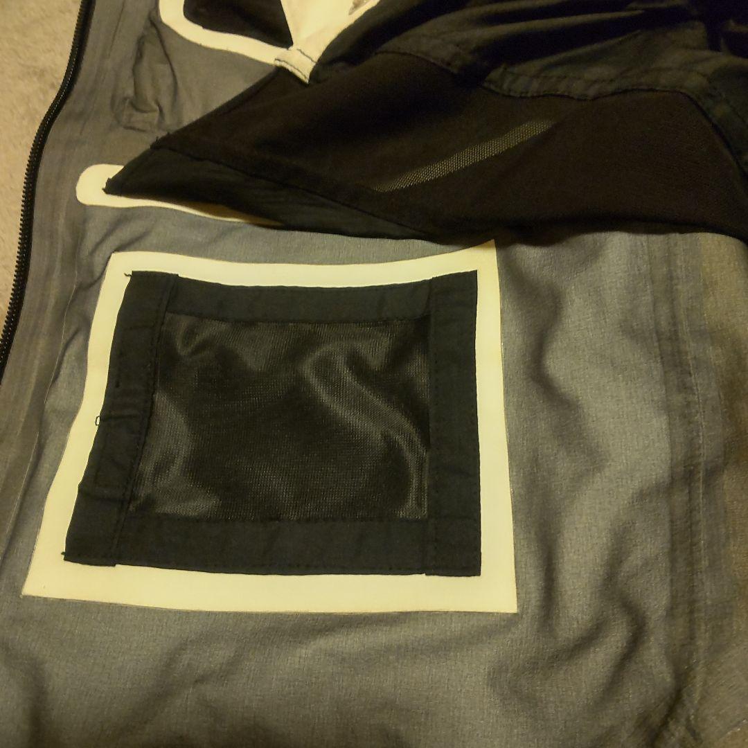 BURTON AK457　Lサイズ　GORE TEX PRO