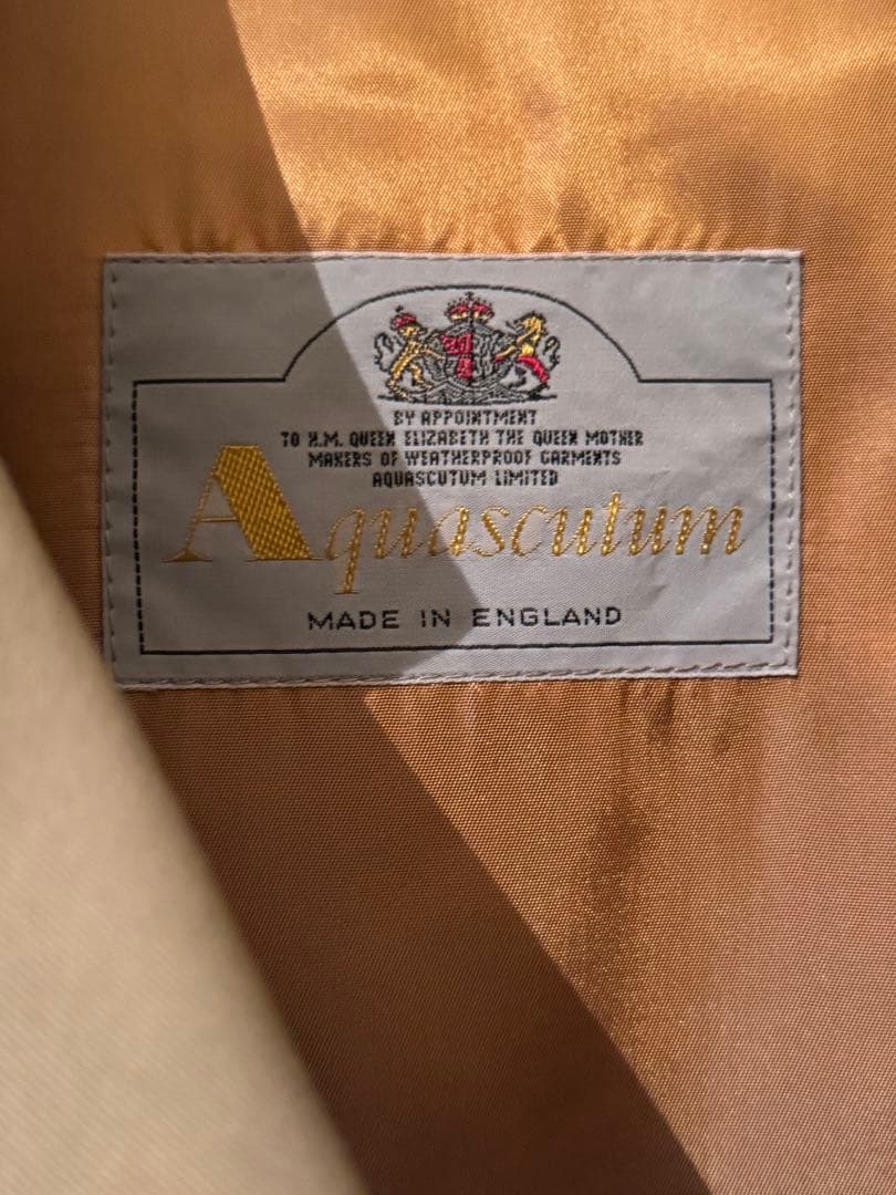 Aquascutum ベルテッドコートmade in England