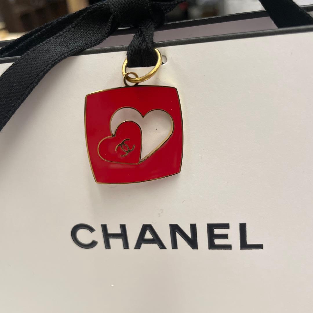 【新品未開封】CHANELチャンス オー スプランディドバレンタインチャーム付き