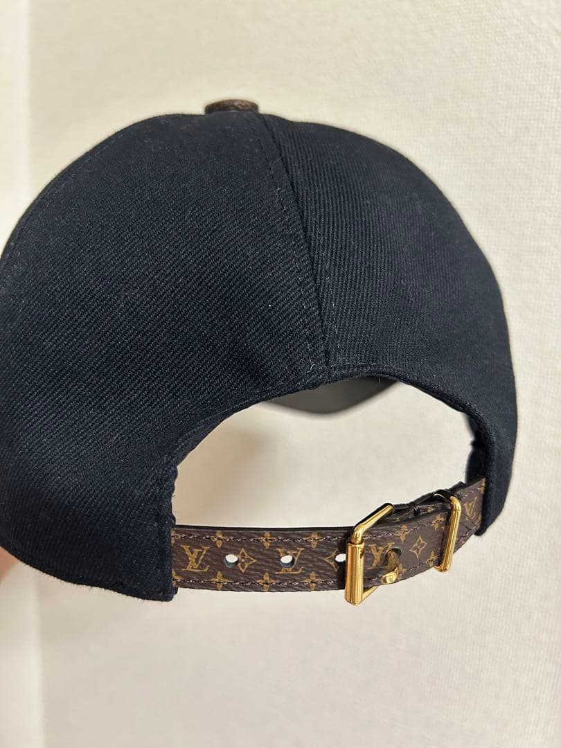 ルイ・ヴィトン 黒 ベースボールキャップ