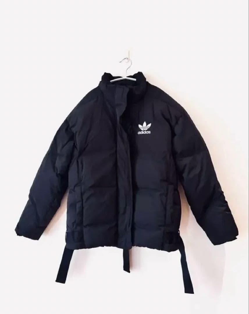 美品 adidas Originals ダウン 黒 ベルト付き　アディダス