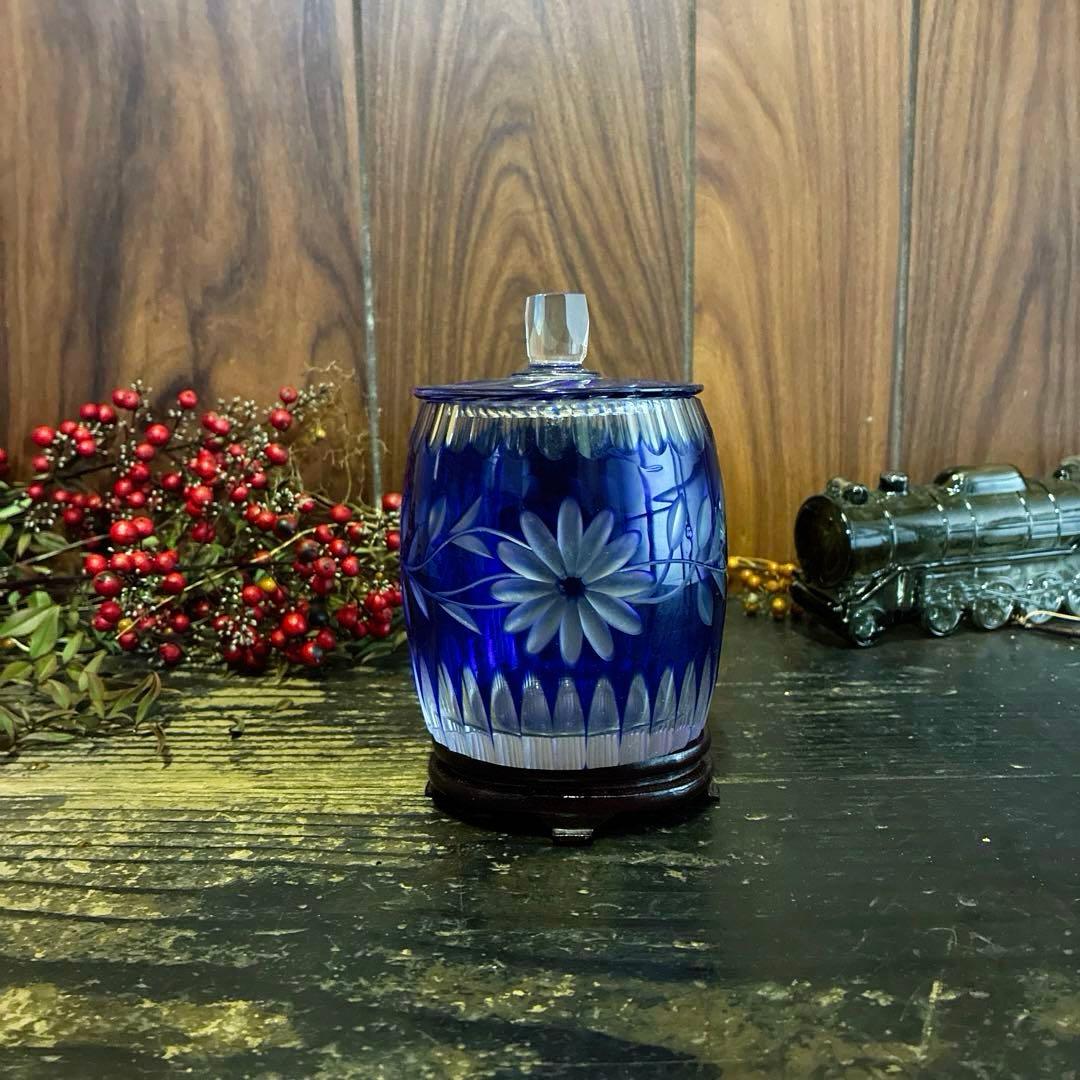 骨董　時代ガラス　青被せ切子　俵型洋花カット　希少ウランガラス　飴屋瓶　菓子瓶