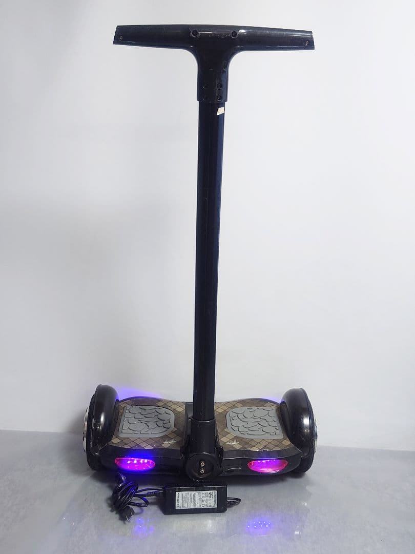 バランススクーター 黒色 紫色LEDライト付き