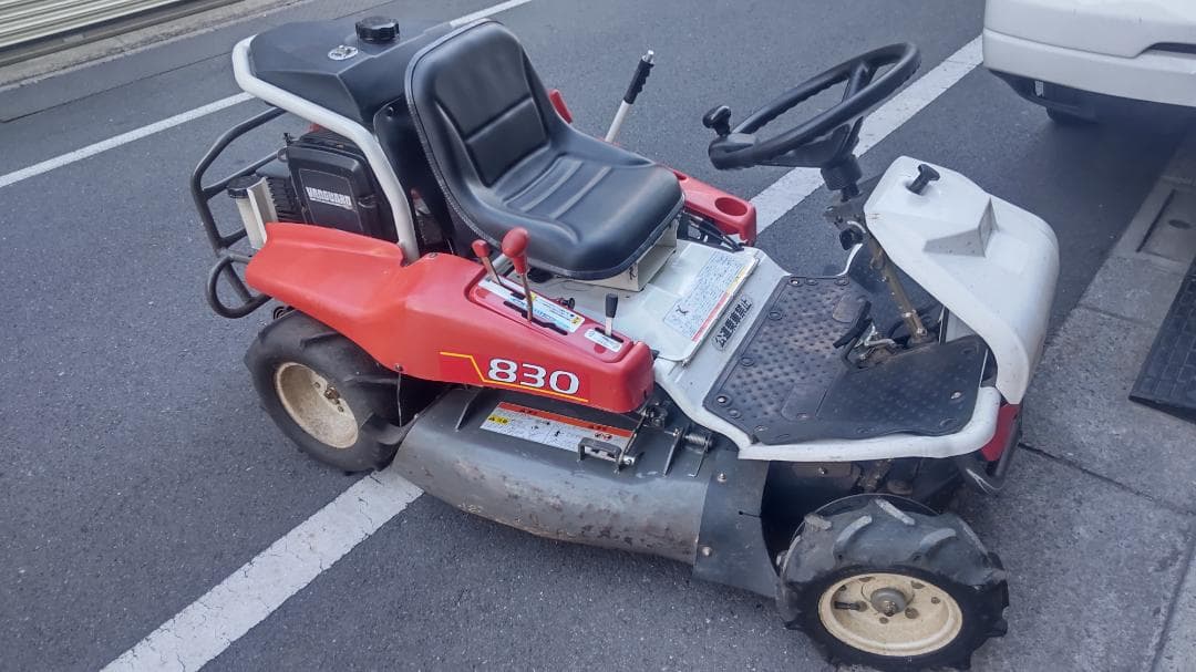 乗用草刈機　共立 ラビットモアー