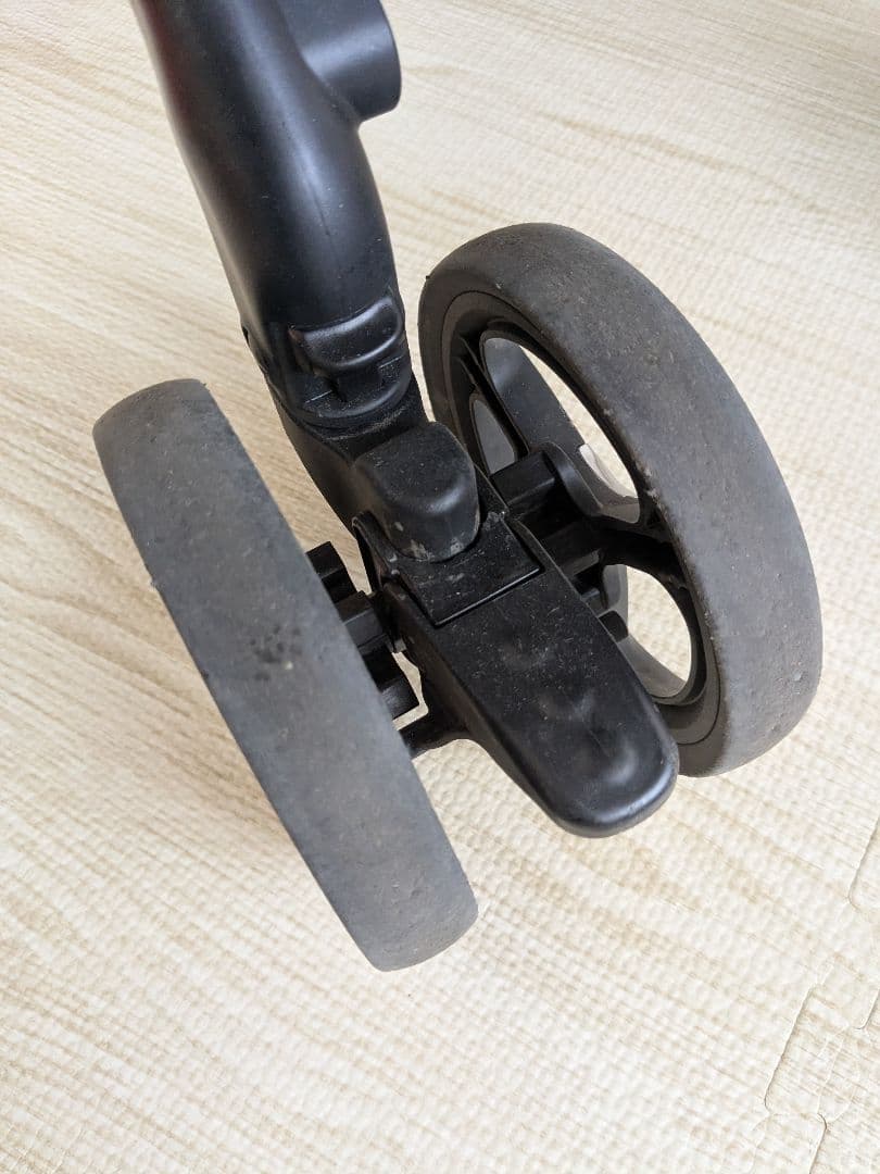 あや【美品】Aprica ラクーナクッション　AD