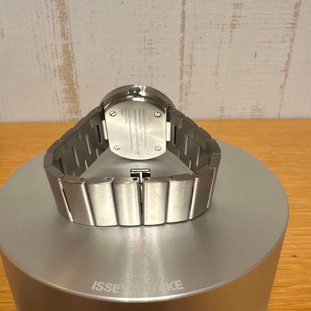 ISSEY MIYAKE イッセイミヤケ TO 吉岡徳仁デザイン(電池切れ)