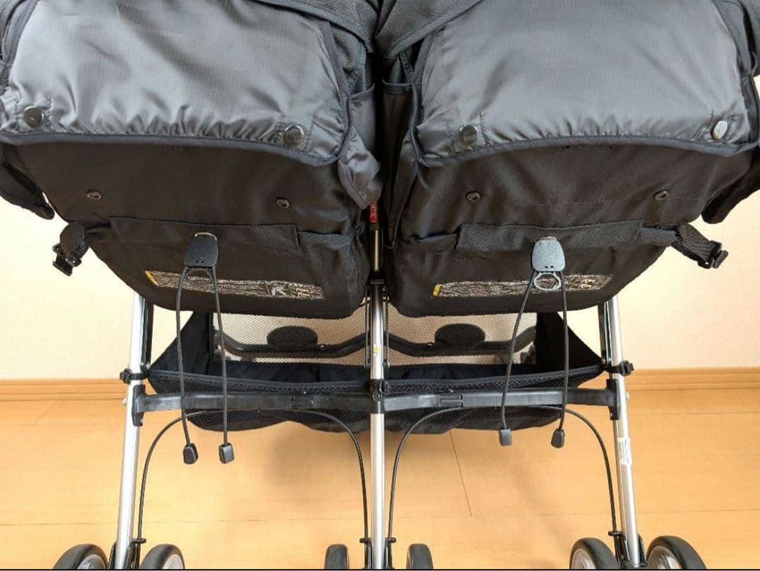 【極美品】Combi コンビ ツインスピン GC 二人乗りベビーカー