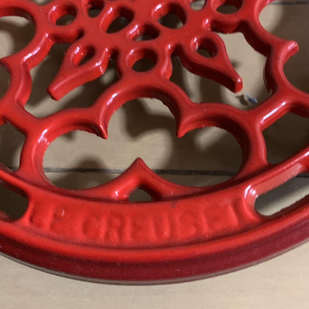 ル、クルーゼ　ラウンドトリペット　チェリーレッド