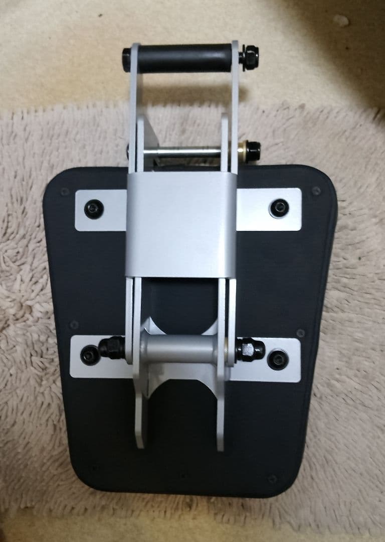 MBC アジャスタブルベンチ　この商品は3万8500円です