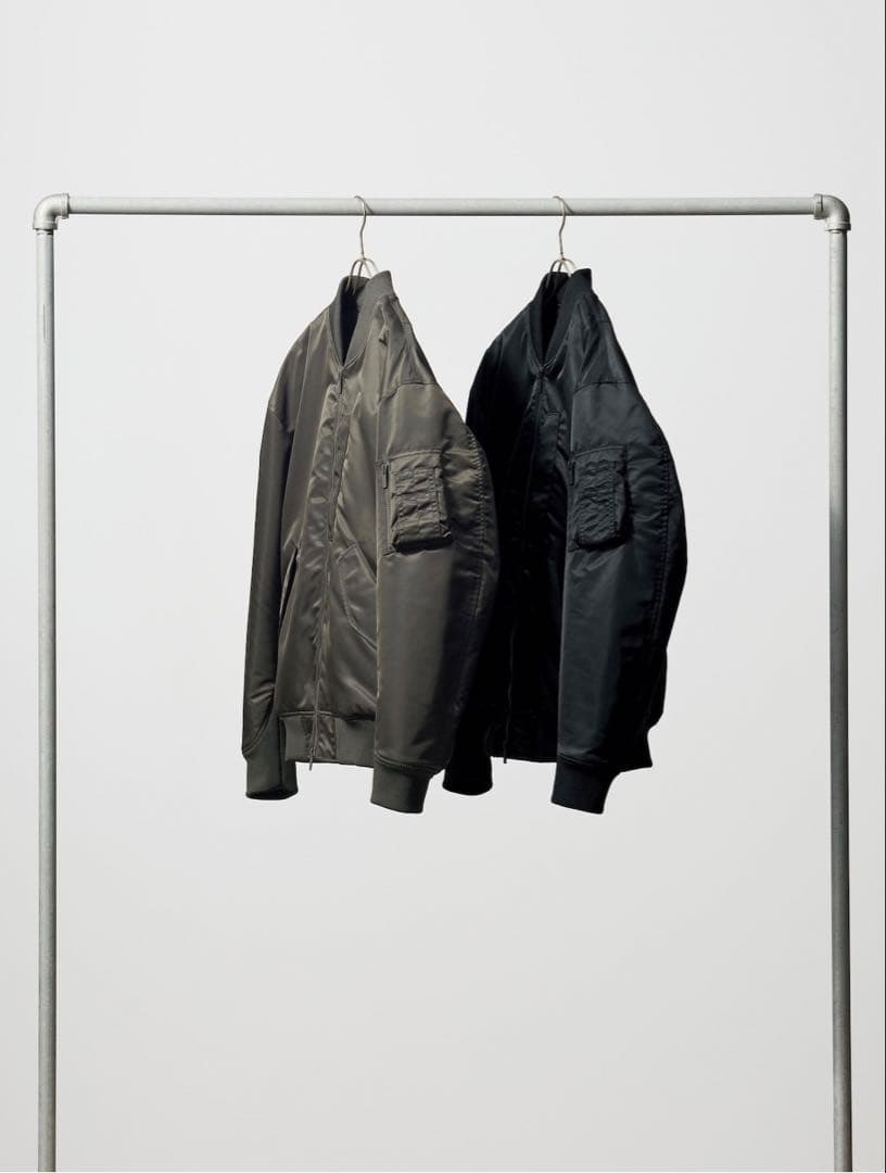 UNIQLO × ＋J ハイブリッドダウンオーバーサイズ MA-1 ／Ｍ